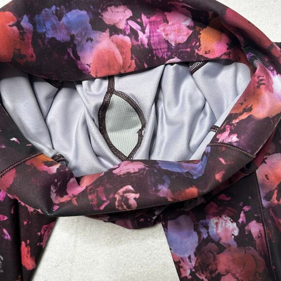 Athleta Salutation Stash Floral Leggings Medium High Rise Pockets - Picture 9 of 10